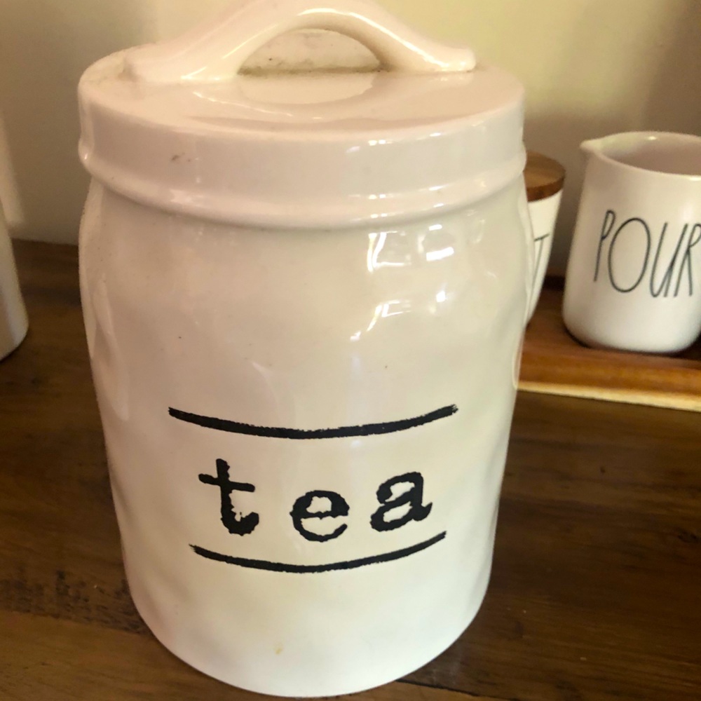Tea canister